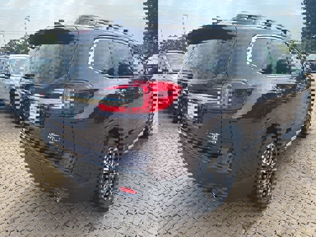 New 2025 Subaru Ascent Touring image 7