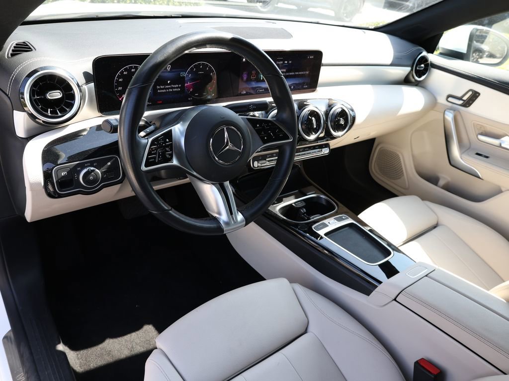 Used 2025 Mercedes-Benz CLA 250 image 14