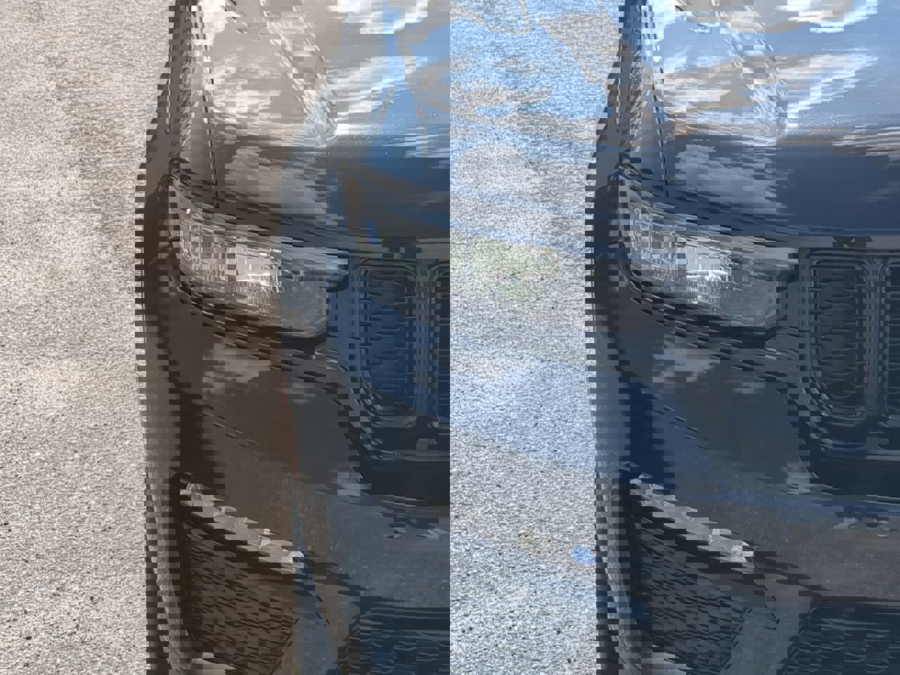 Certified 2023 Jeep Grand Cherokee Limited w/ Black Appearance Package image 8