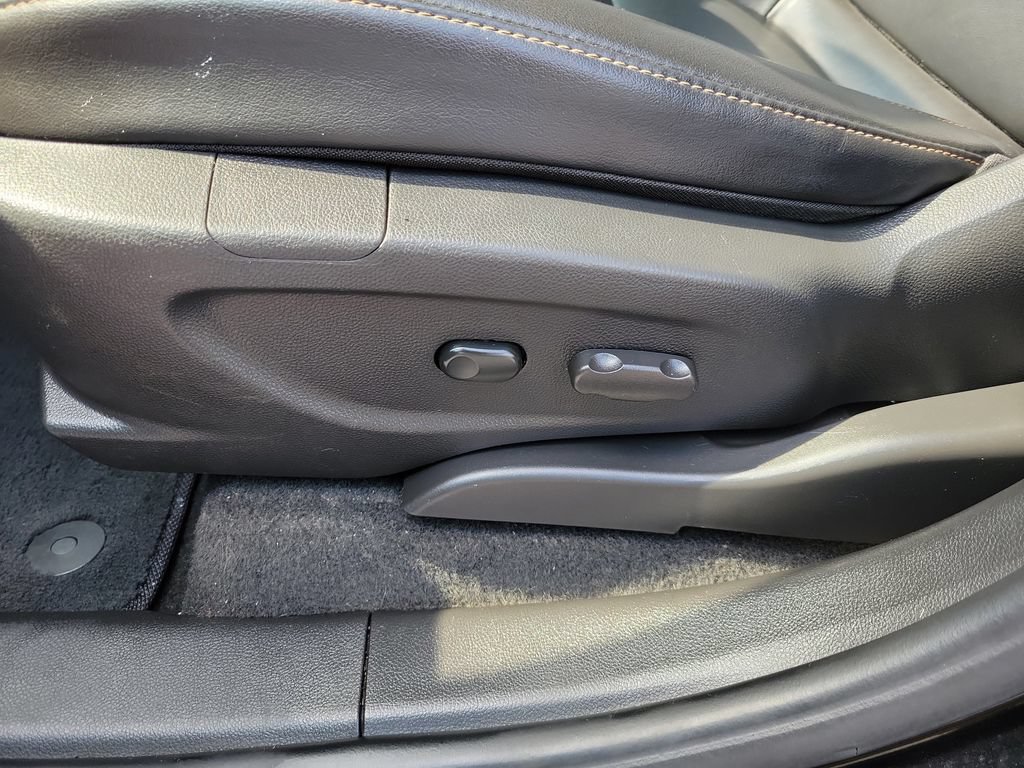 Used 2020 Chevrolet Trax Premier FWD image 20