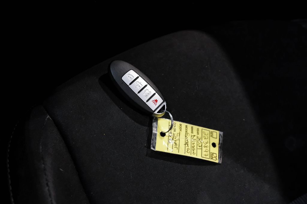Used 2021 Nissan Sentra SV FWD image 59
