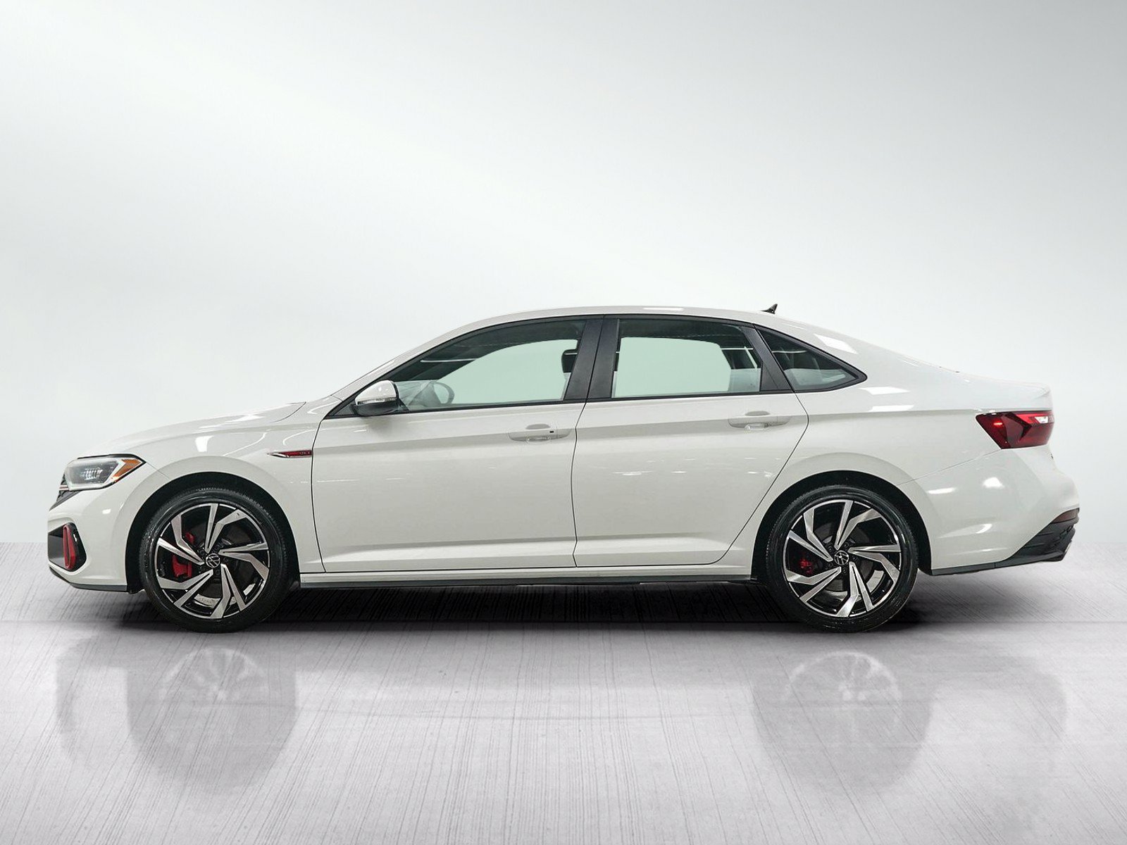 Used 2024 Volkswagen Jetta GLI Autobahn FWD image 2
