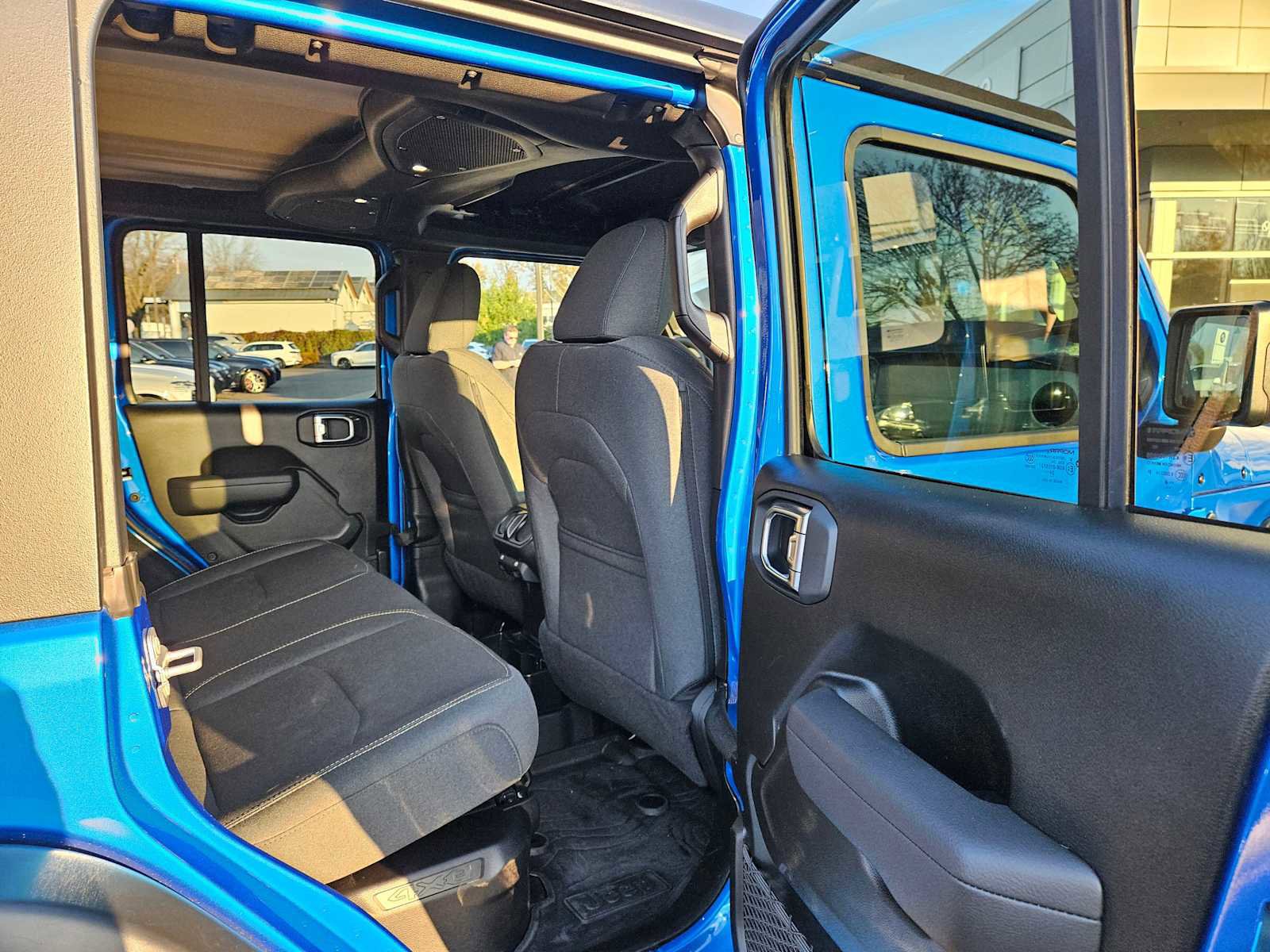 Used 2024 Jeep Wrangler Willys image 14