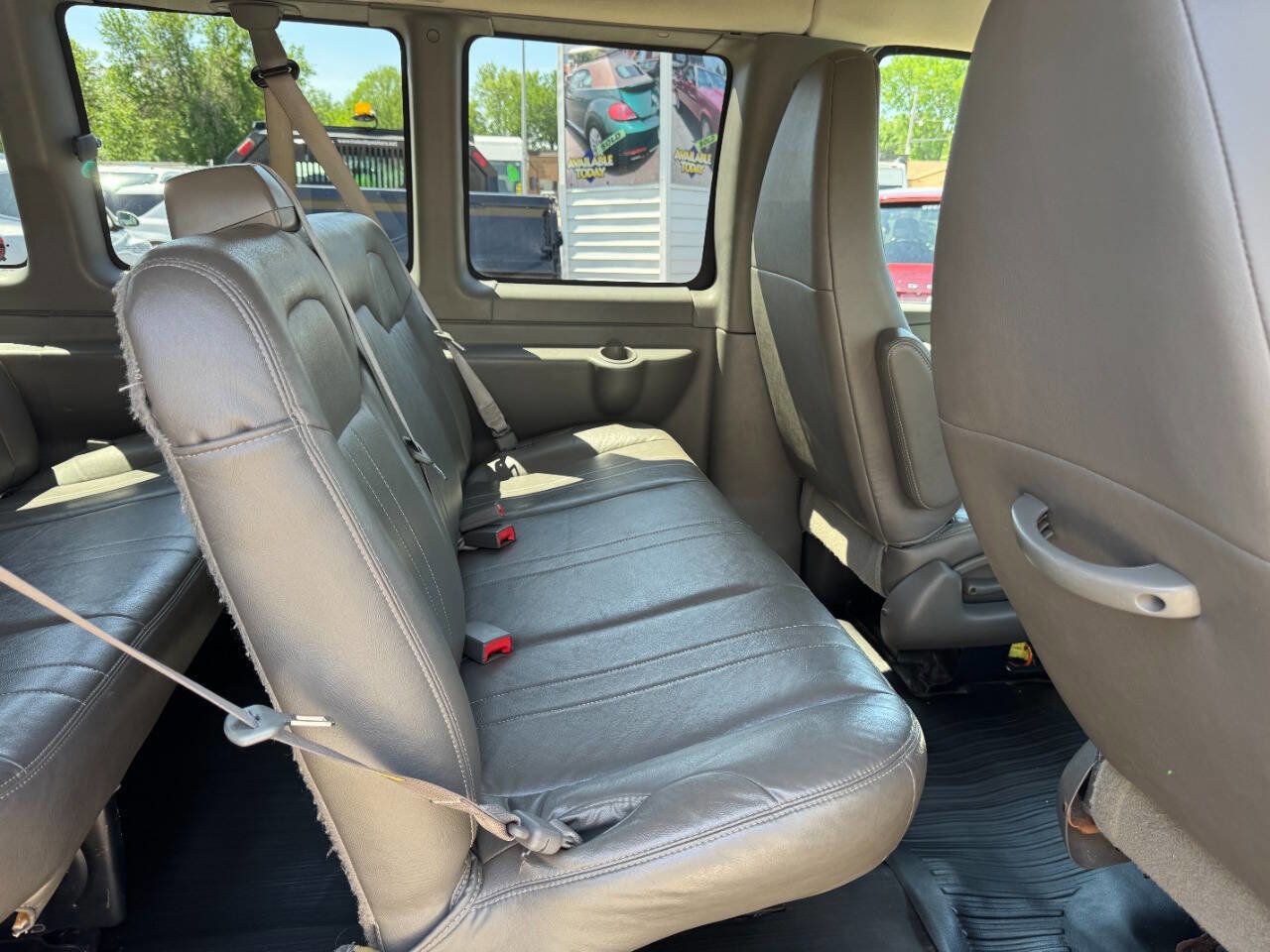 Used 2012 GMC Savana 1500 LS w/ Power Package AWD/4WD image 14