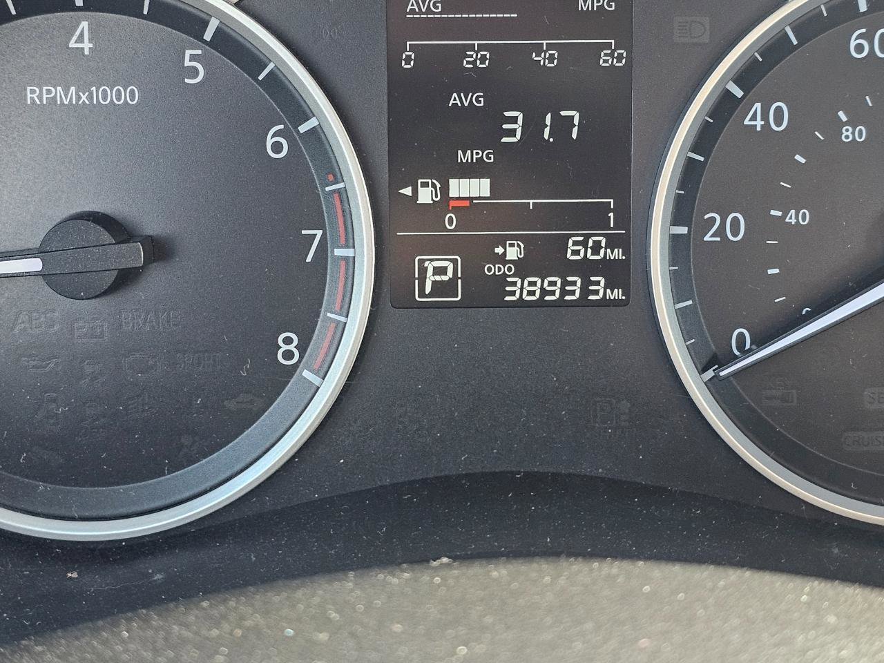 Used 2020 Nissan Kicks S image 34