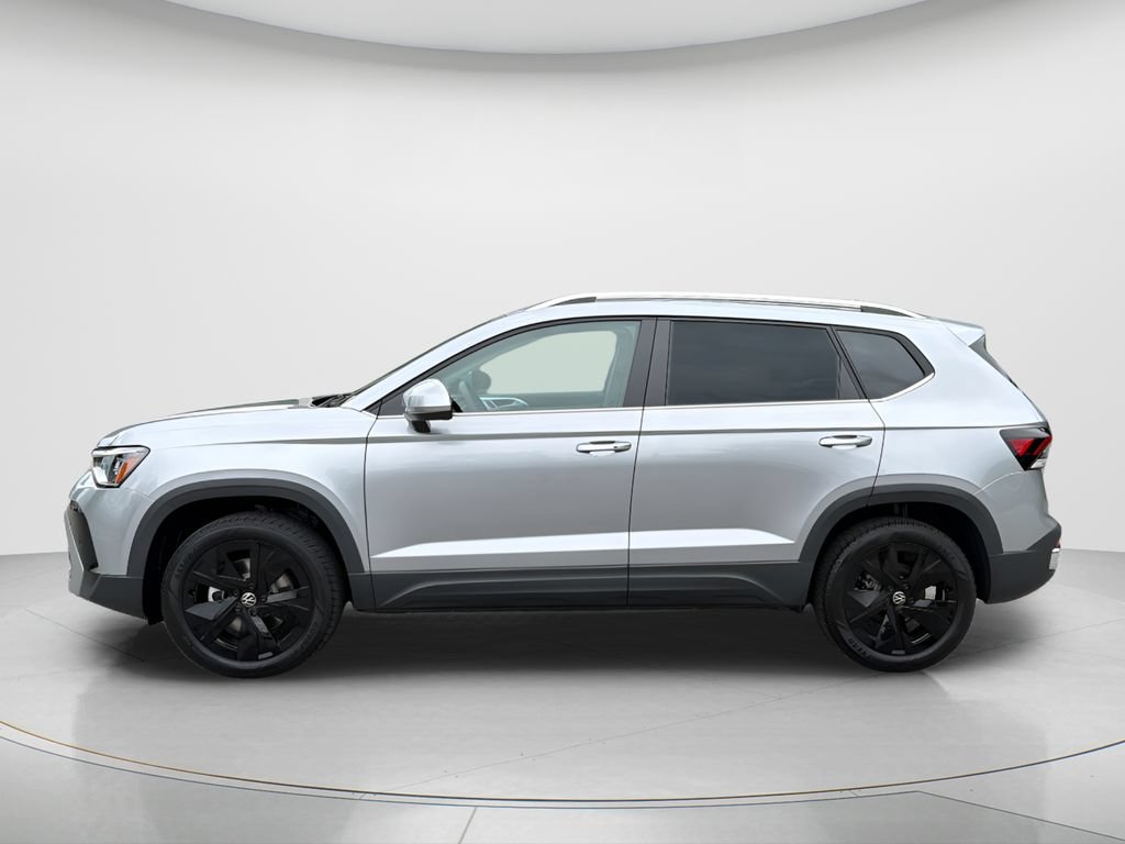 New 2026 Volkswagen Taos SE FWD image 8
