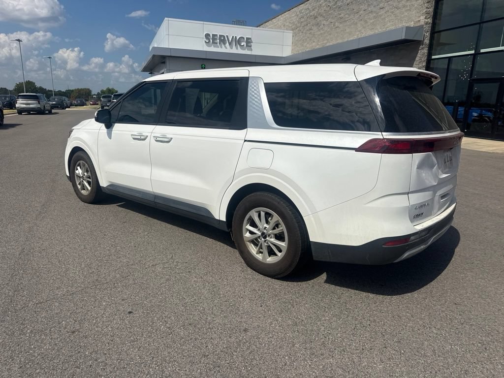 Certified 2024 Kia Carnival LX FWD image 8