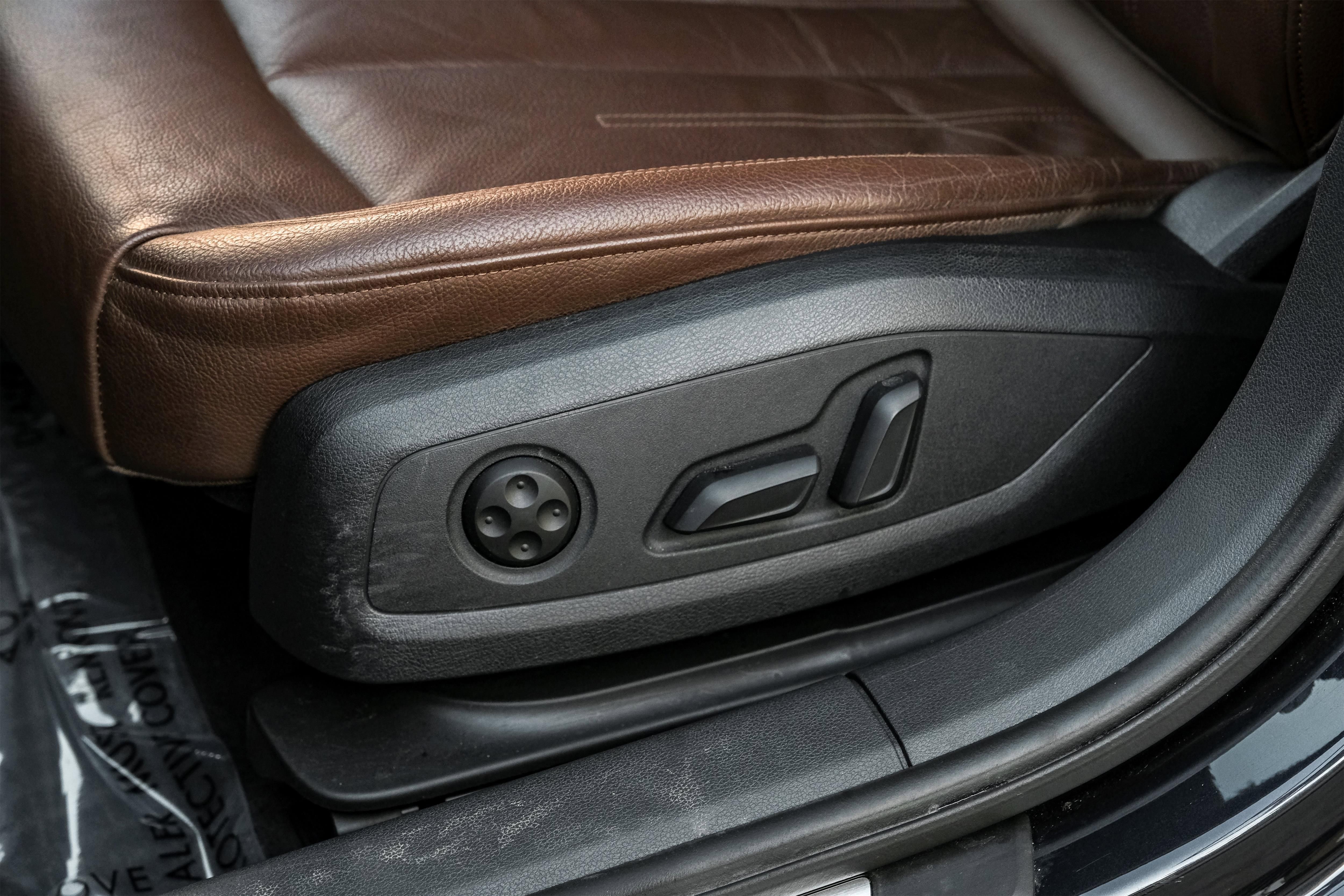 Used 2018 Audi A4 2.0T Ultra Premium Plus w/ Premium Plus Package image 31