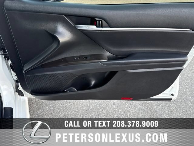 Used 2023 Toyota Camry SE FWD image 12
