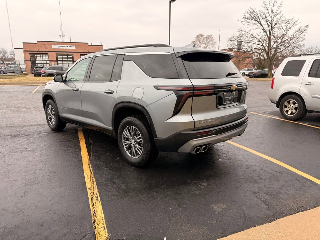 Certified 2024 Chevrolet Traverse LT image 6