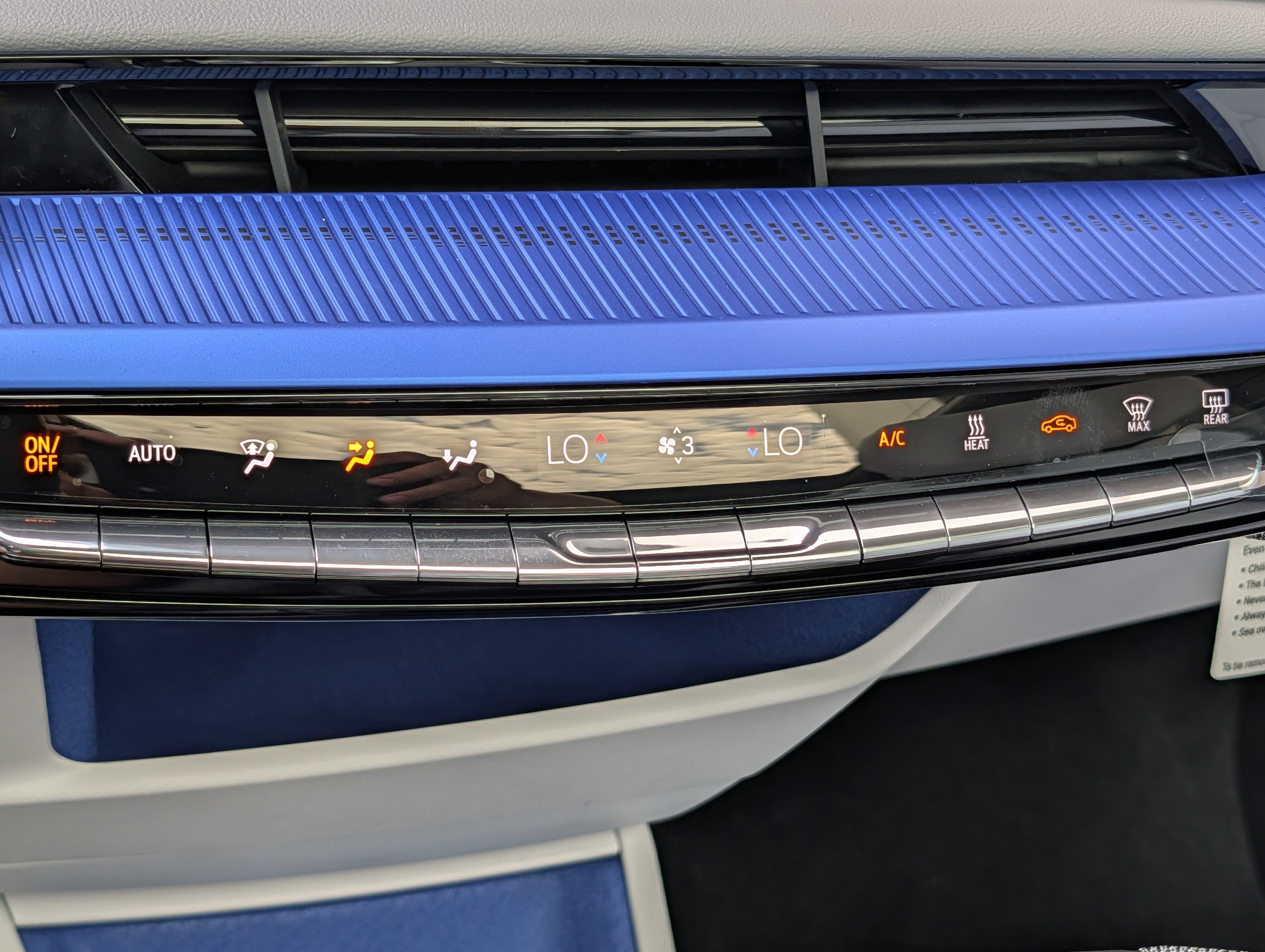 Used 2026 Cadillac Optiq Luxury 1 w/ LPO, Floor Liner Package AWD/4WD image 22