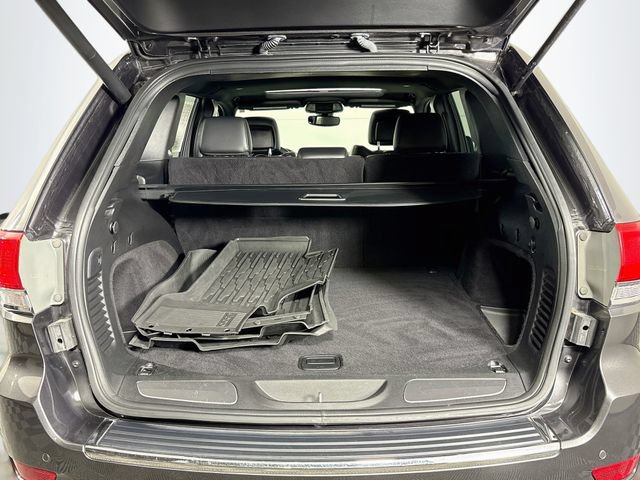 Used 2019 Jeep Grand Cherokee Limited AWD/4WD image 25