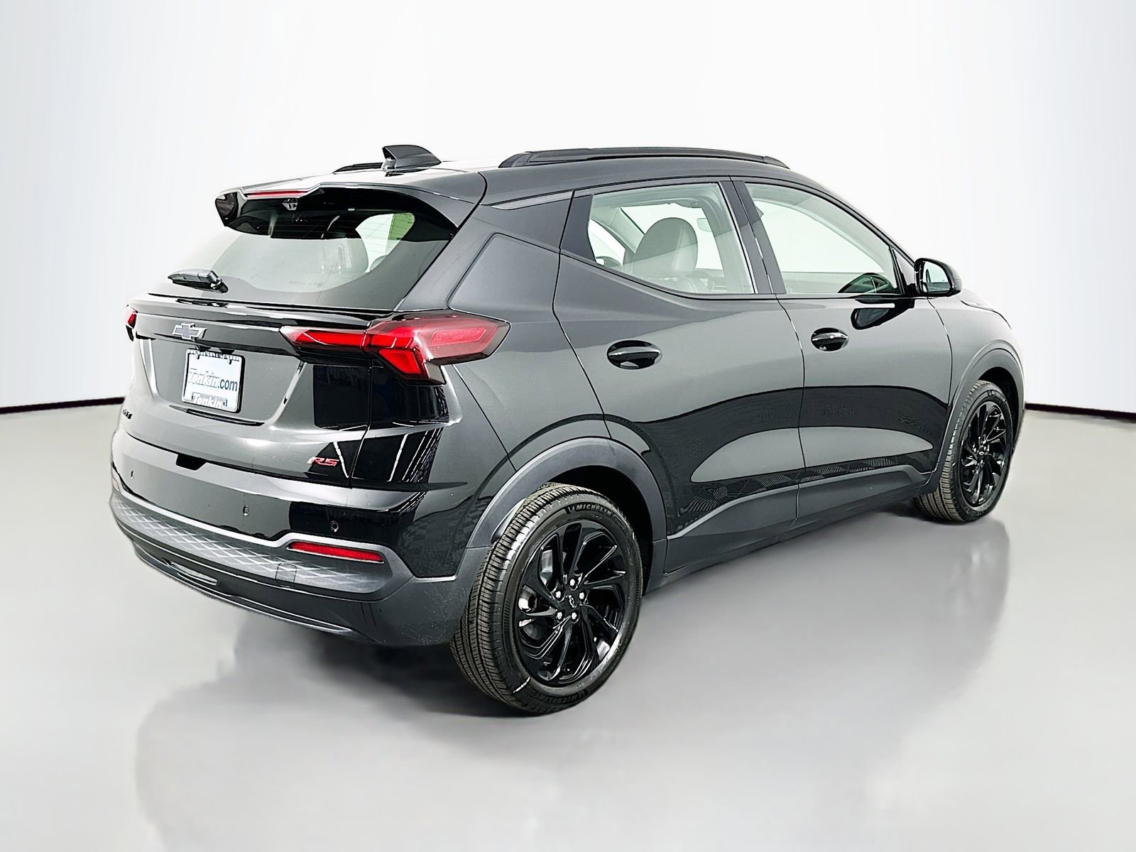 New 2027 Chevrolet Bolt RS w/ Technology Package FWD image 8