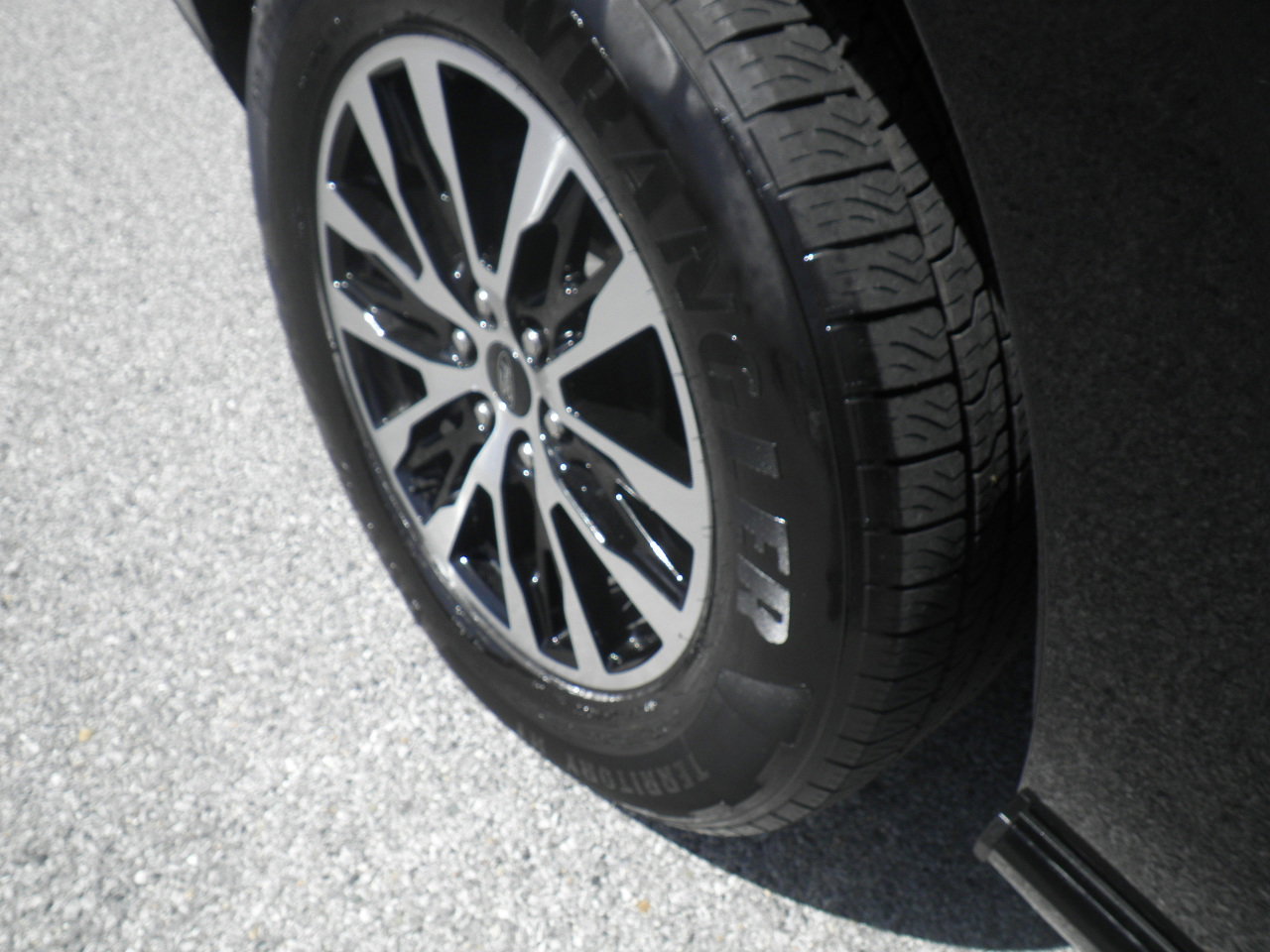 Certified 2025 Ford Expedition Platinum image 10