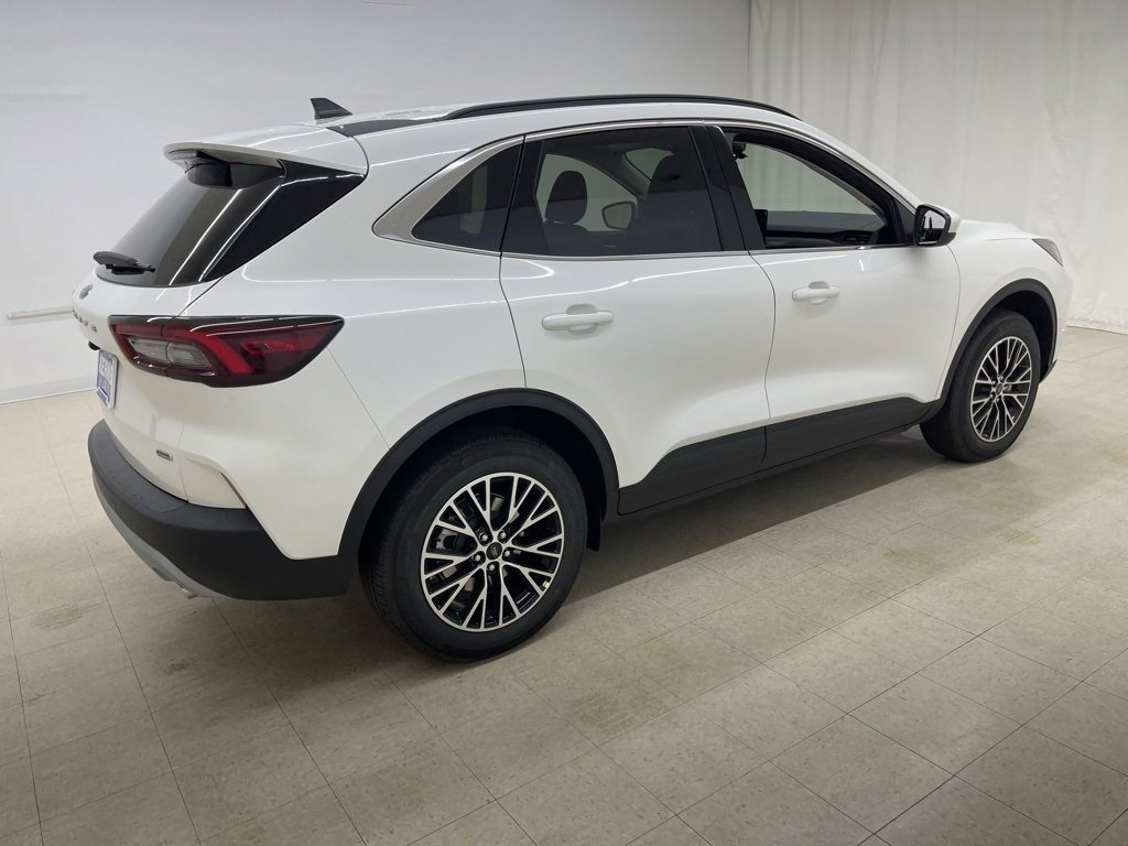 New 2025 Ford Escape SE image 6