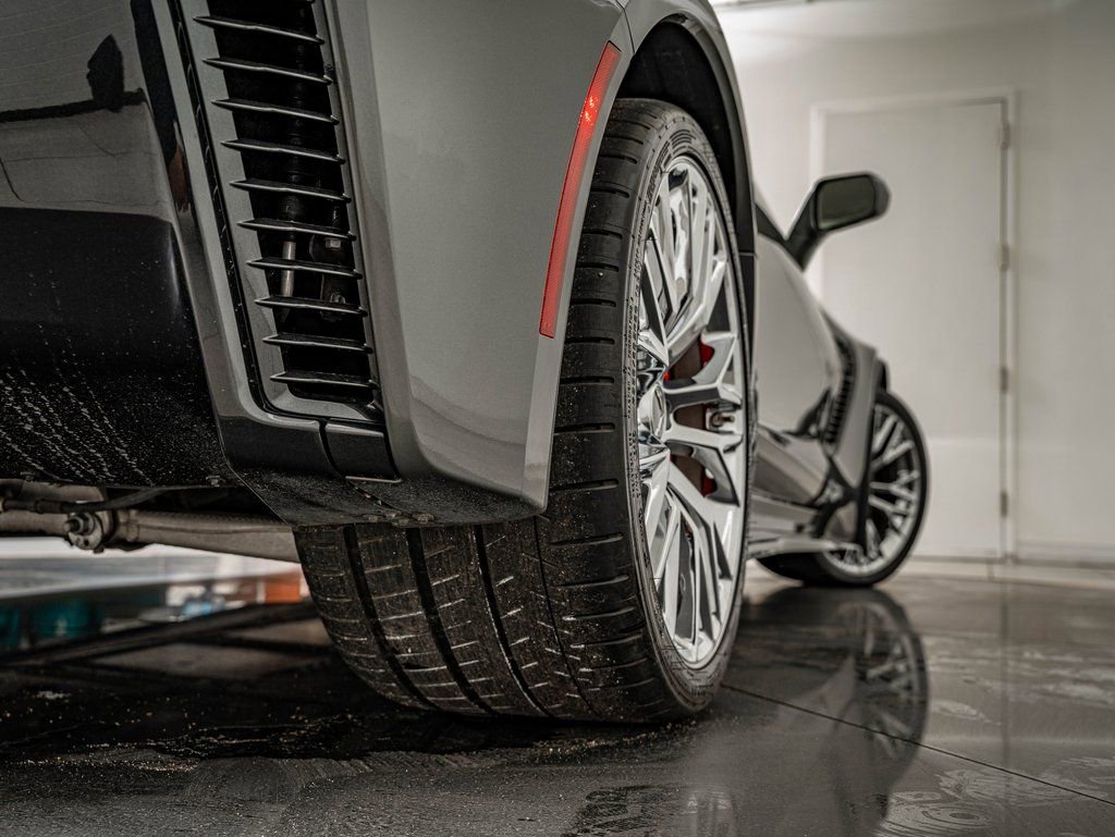 Used 2015 Chevrolet Corvette Z06 image 59