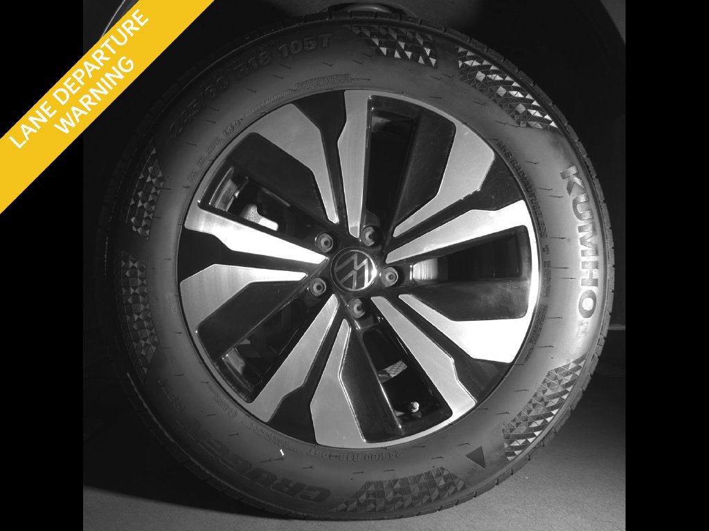 Used 2024 Volkswagen Atlas SE AWD/4WD image 9