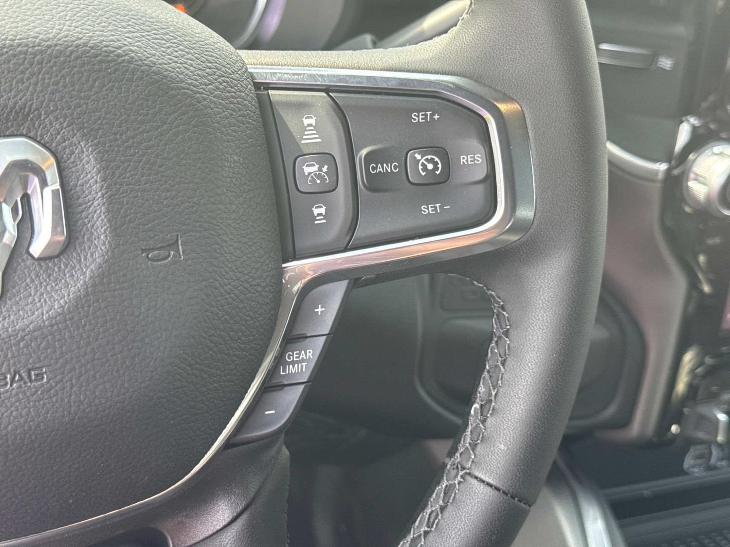 New 2026 RAM 2500 Laramie w/ Night Edition AWD/4WD image 31