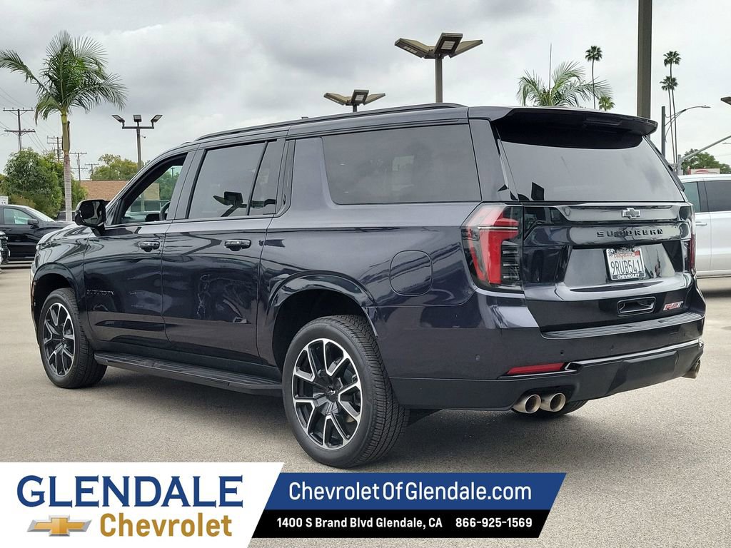 Certified 2025 Chevrolet Suburban RST image 14