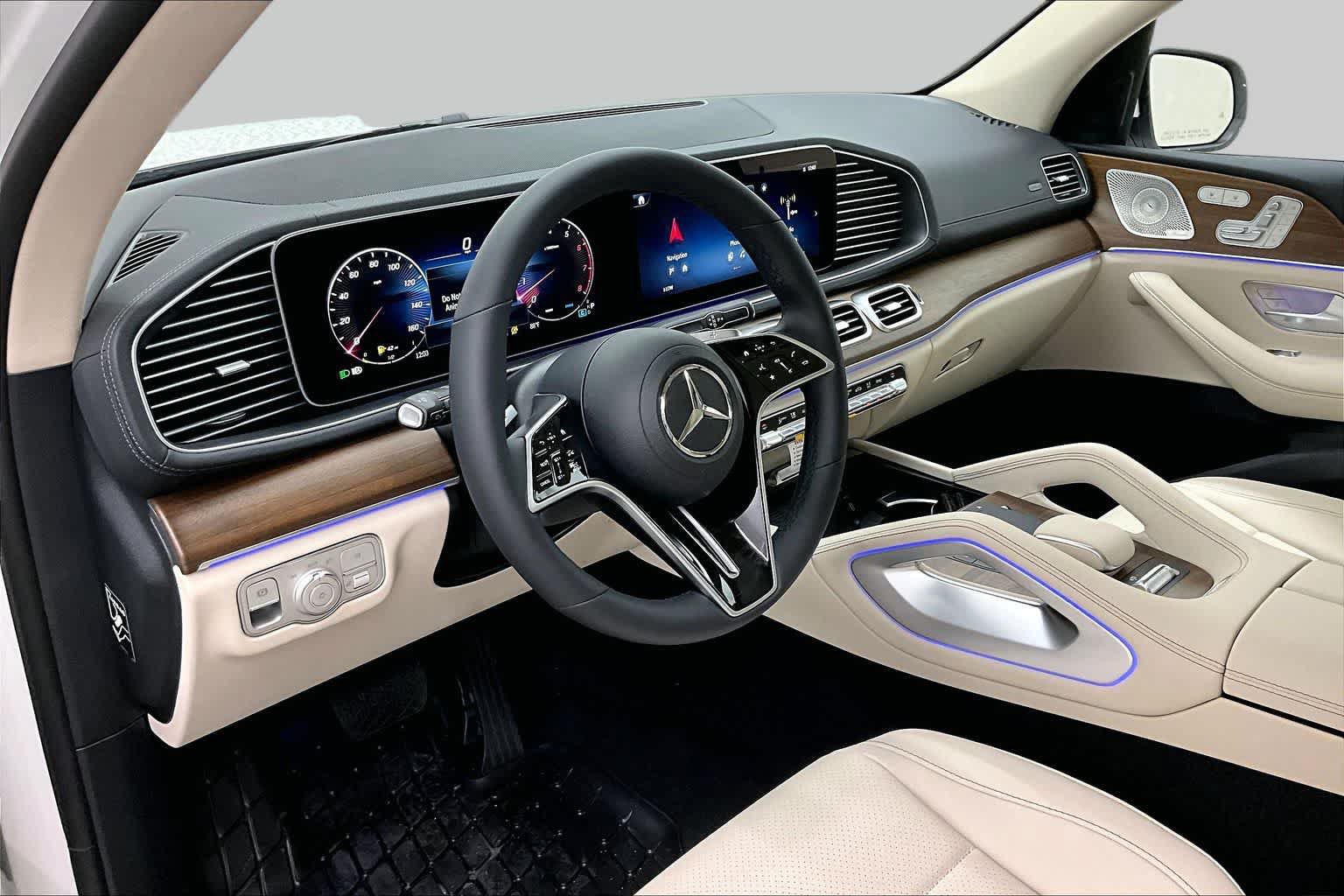 New 2026 Mercedes-Benz GLS 450 4MATIC image 8