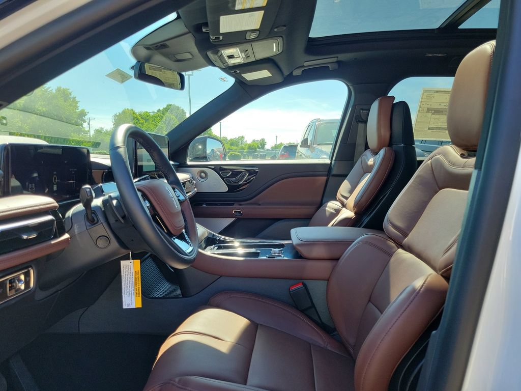 New 2026 Lincoln Aviator Reserve AWD/4WD image 18