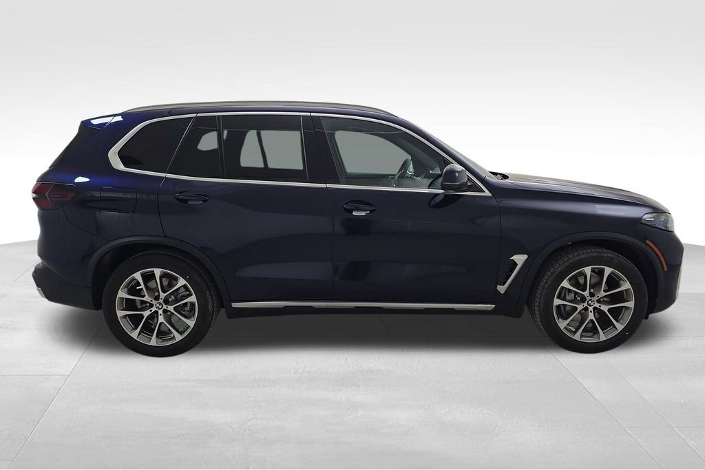 New 2026 BMW X5 xDrive40i w/ Climate Comfort Package AWD/4WD image 10