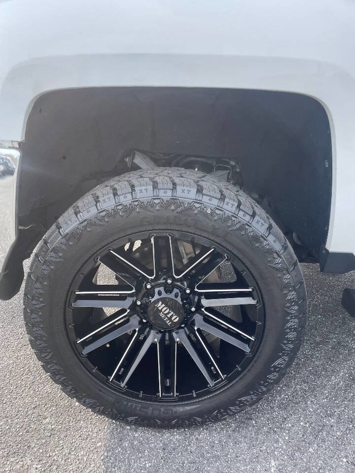 Used 2018 Chevrolet Silverado 2500 LT w/ LT Fleet Convenience Package AWD/4WD image 15