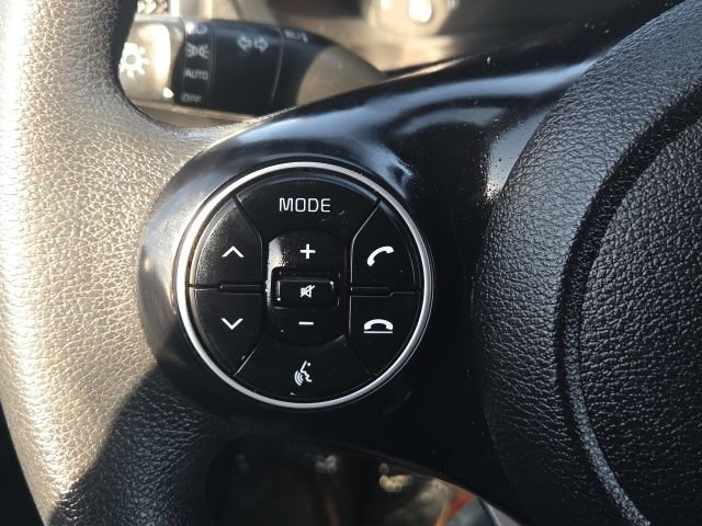 Used 2020 Kia Soul S FWD image 34
