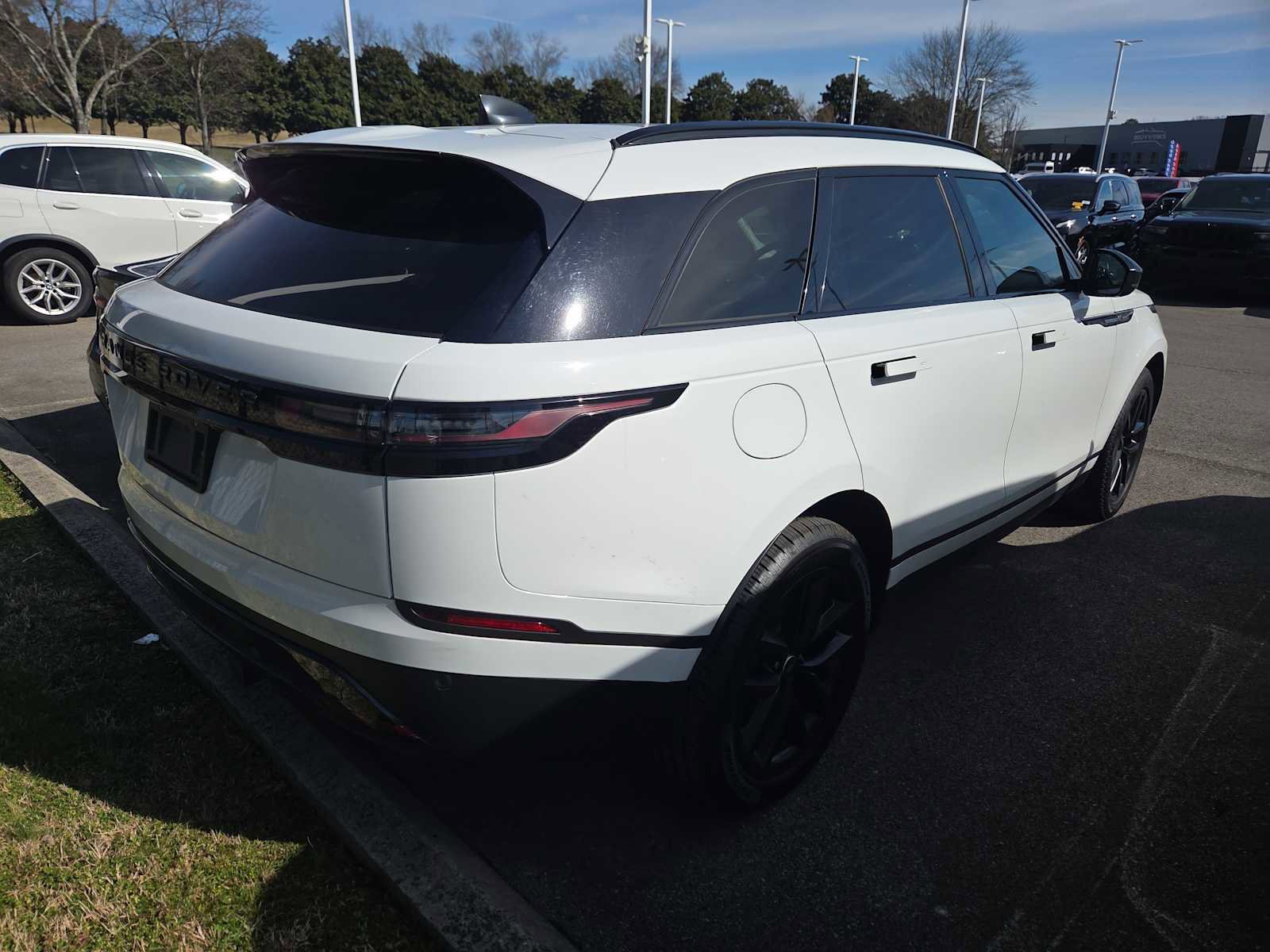 Used 2024 Land Rover Range Rover Velar S image 3