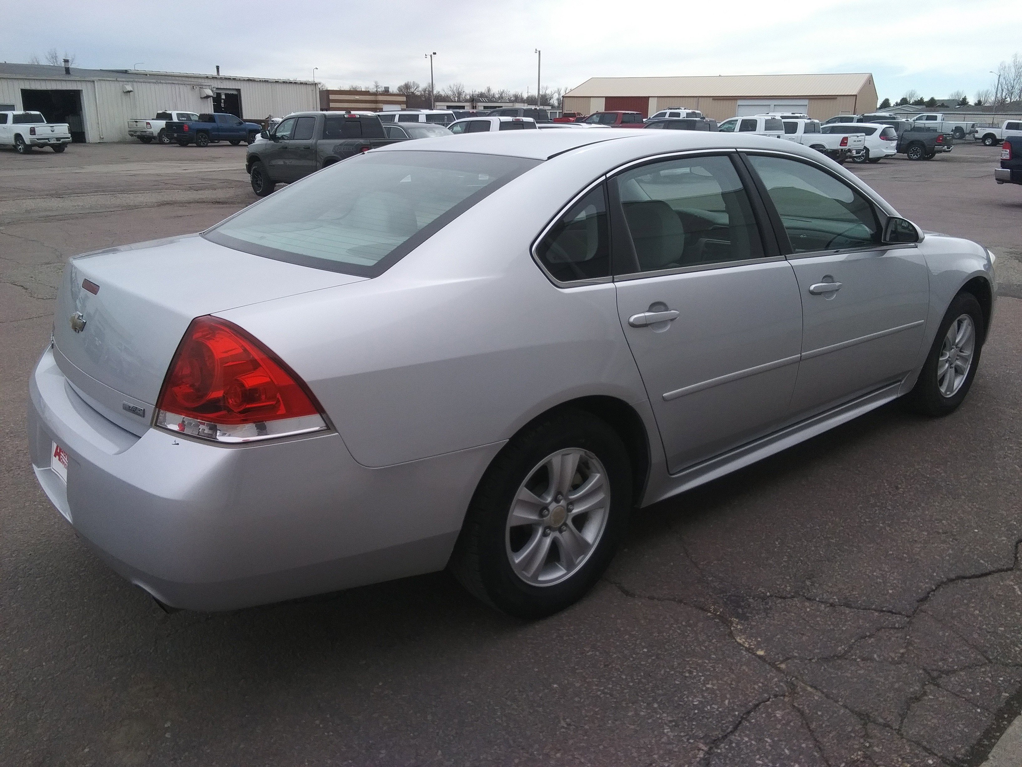 Used 2012 Chevrolet Impala LS FWD image 5
