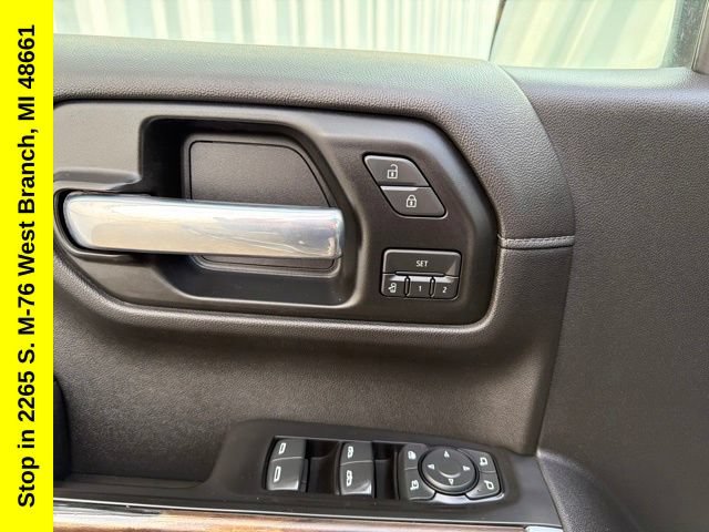 Used 2019 GMC Sierra 1500 SLT w/ SLT Premium Plus Package AWD/4WD image 33