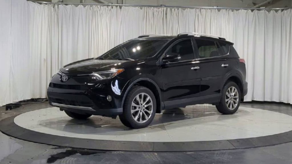 Used 2016 Toyota RAV4 Limited AWD/4WD image 5