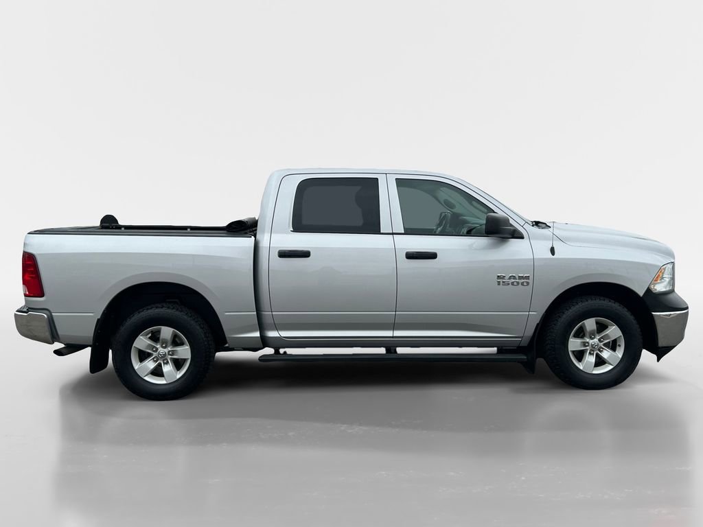 Used 2016 RAM 1500 ST w/ SXT Appearance Group image 3
