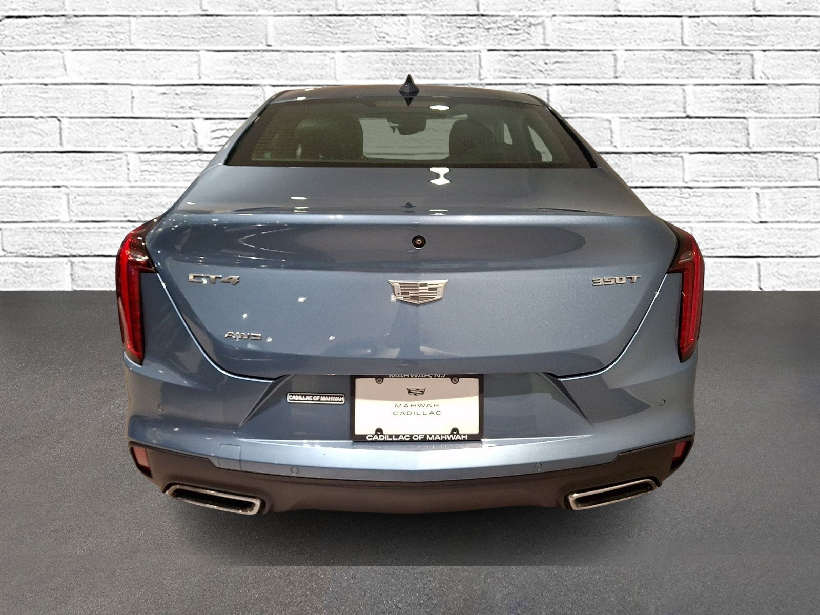 Certified 2023 Cadillac CT4 Luxury w/ Sun And Sound Package AWD/4WD image 4