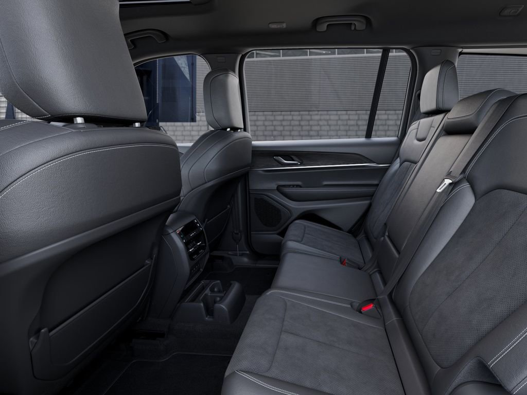 New 2026 Jeep Grand Cherokee L 4WD image 23
