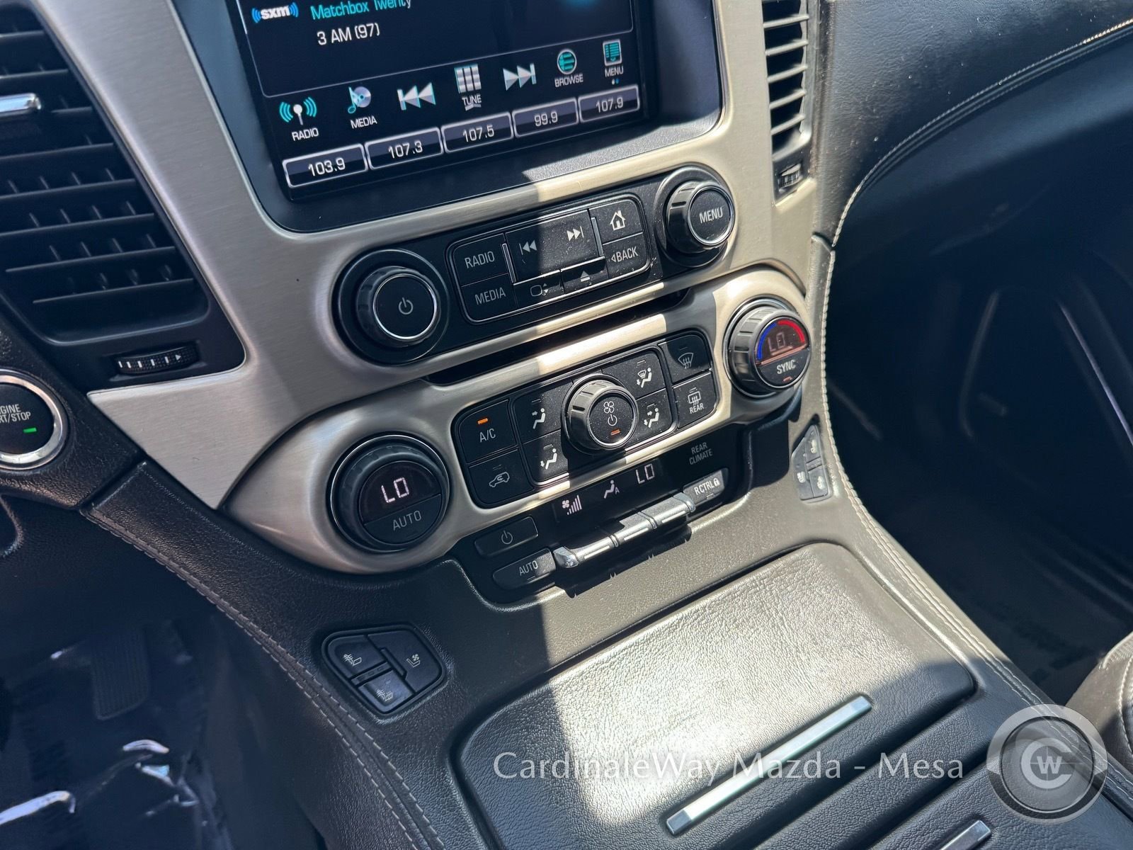 Used 2020 GMC Yukon XL Denali RWD image 24