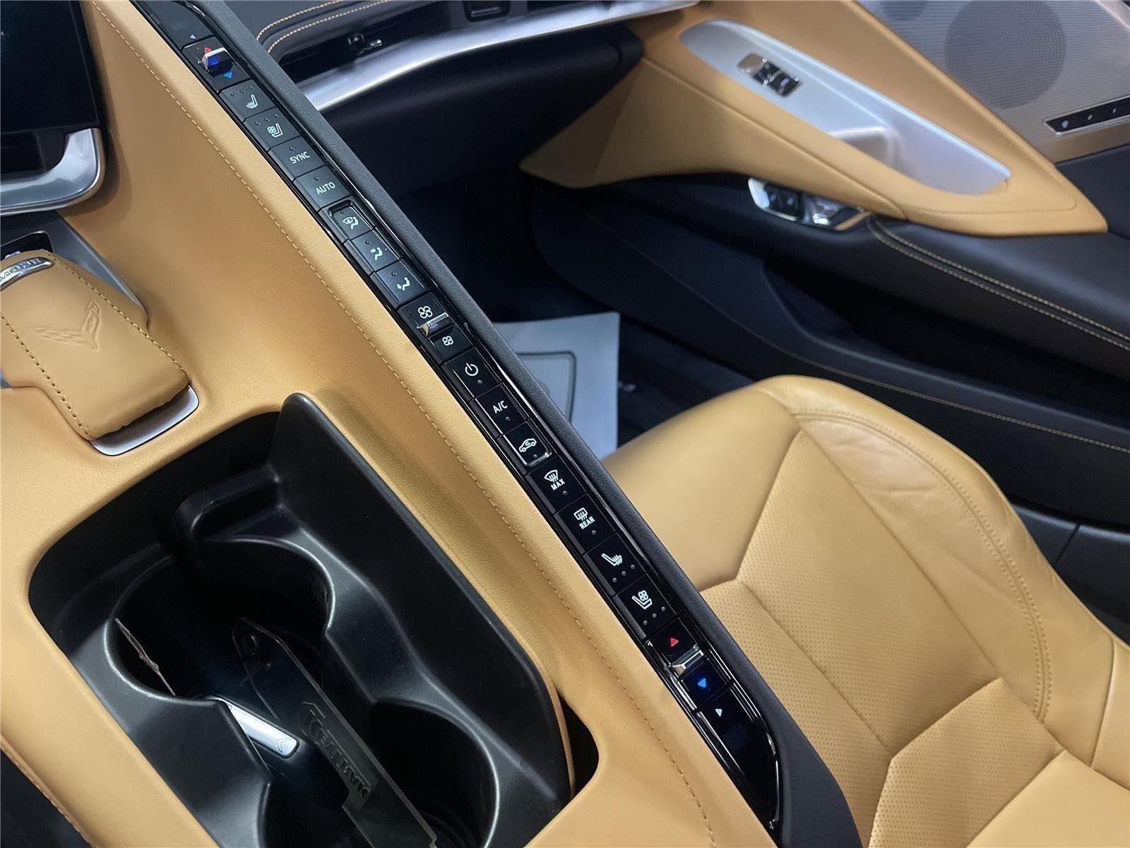 Used 2023 Chevrolet Corvette Stingray Preferred Conv w/ Chrome Exterior Badge Package image 18