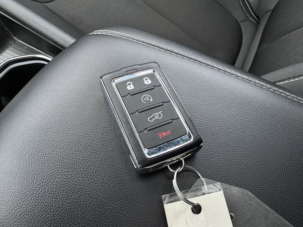 Used 2024 Jeep Grand Cherokee Laredo X w/ Luxury Tech Group I image 33