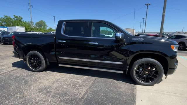 New 2026 Chevrolet Silverado 1500 High Country w/ Technology Package AWD/4WD image 3