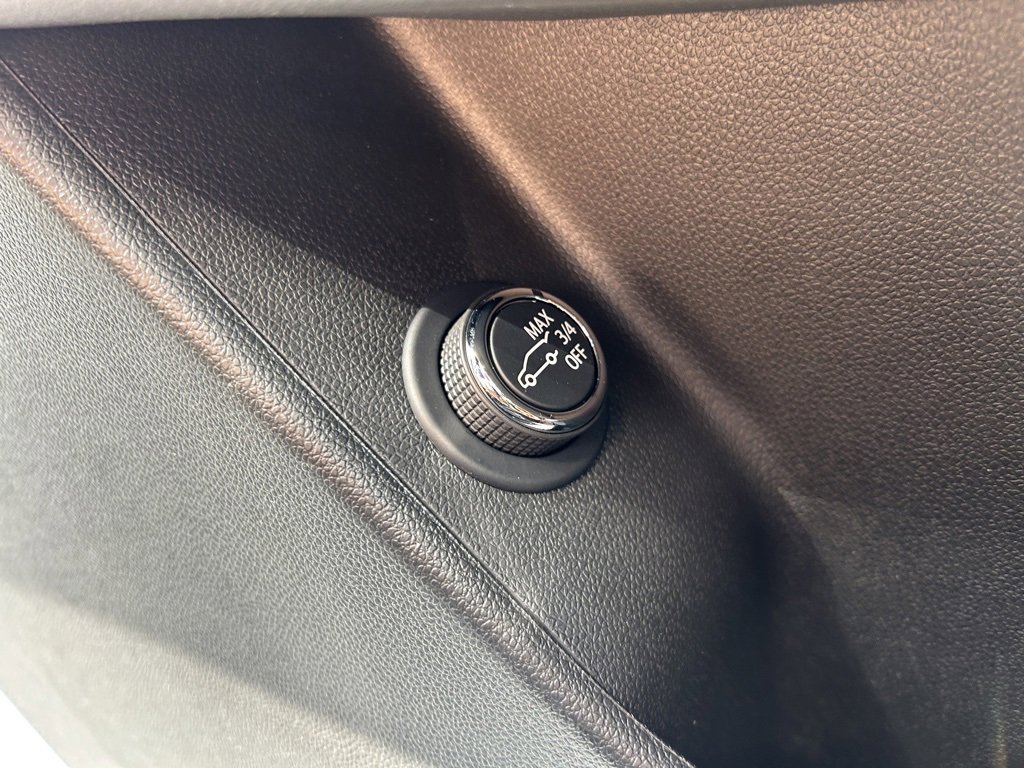 Used 2024 Cadillac XT6 Sport w/ Technology Package image 48