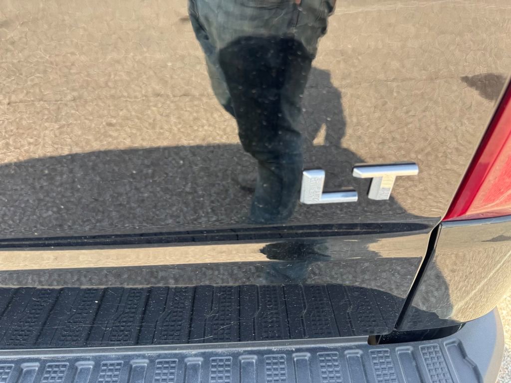 Used 2025 Chevrolet Silverado 1500 LT image 26