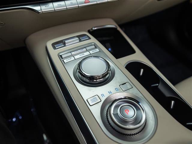 Used 2023 Genesis GV70 2.5T w/ Select Package AWD/4WD image 25