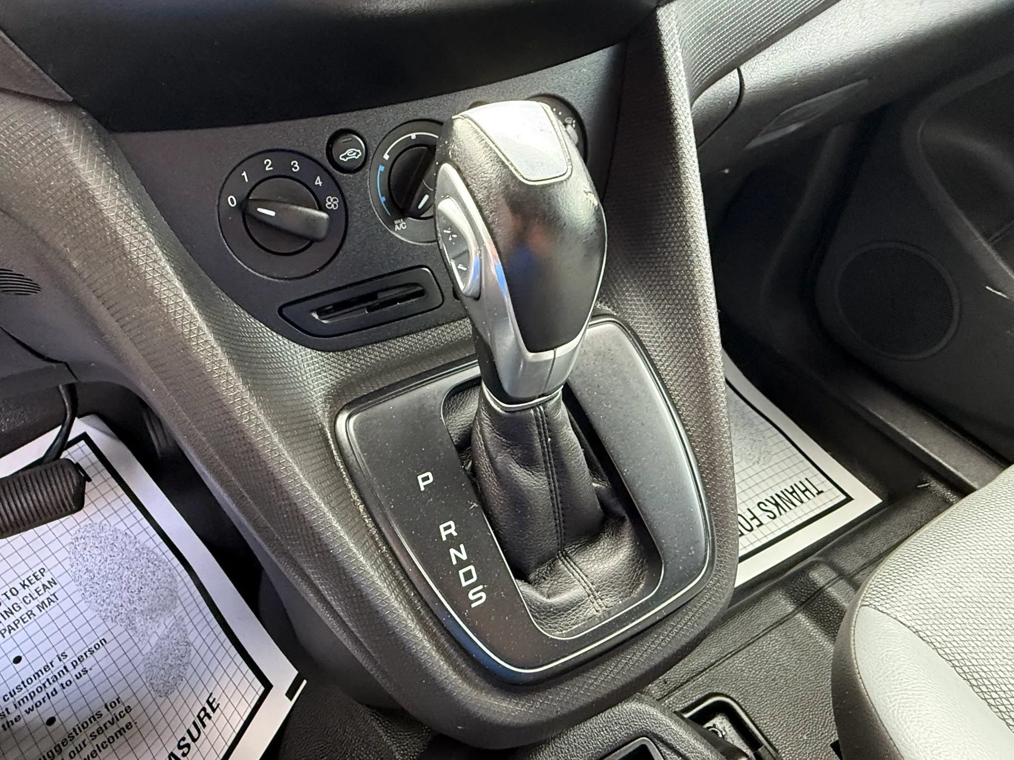 Used 2015 Ford Transit Connect XL FWD image 7