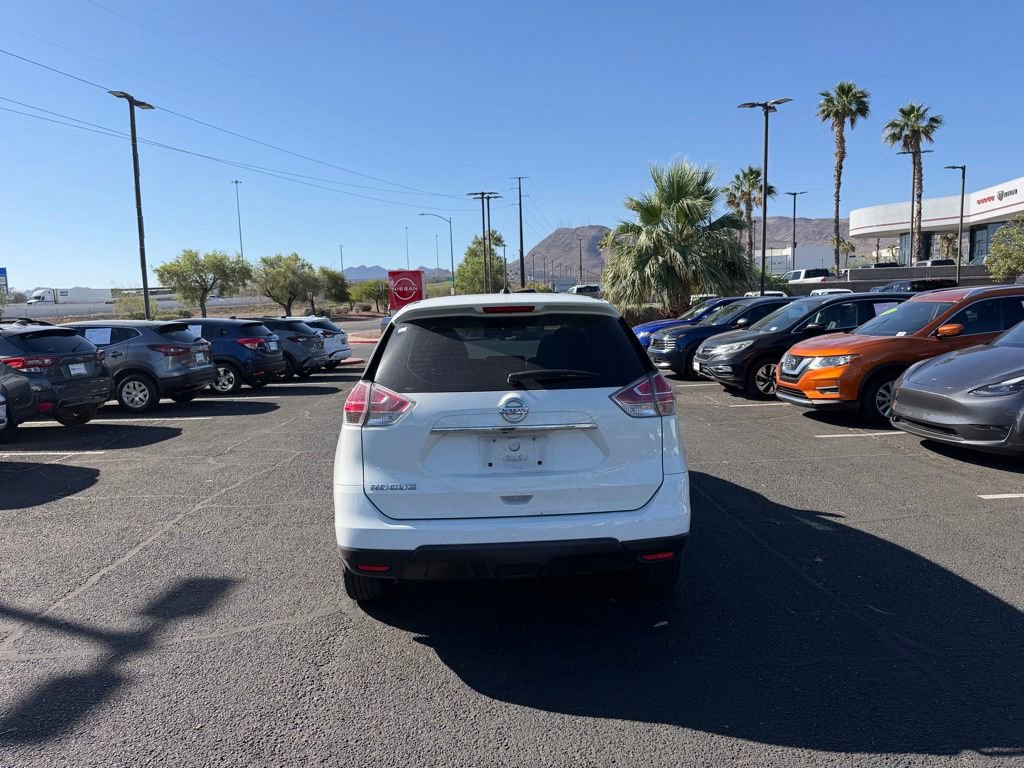 Used 2015 Nissan Rogue S FWD image 6