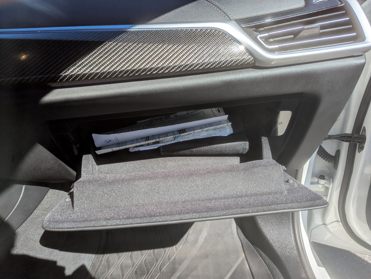 Used 2023 BMW X6 M50i w/ Executive Package image 37