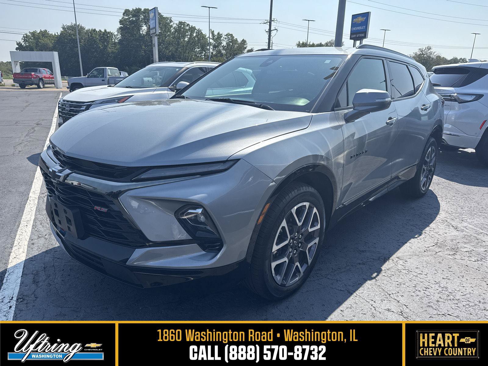 Used 2025 Chevrolet Blazer RS FWD image 1