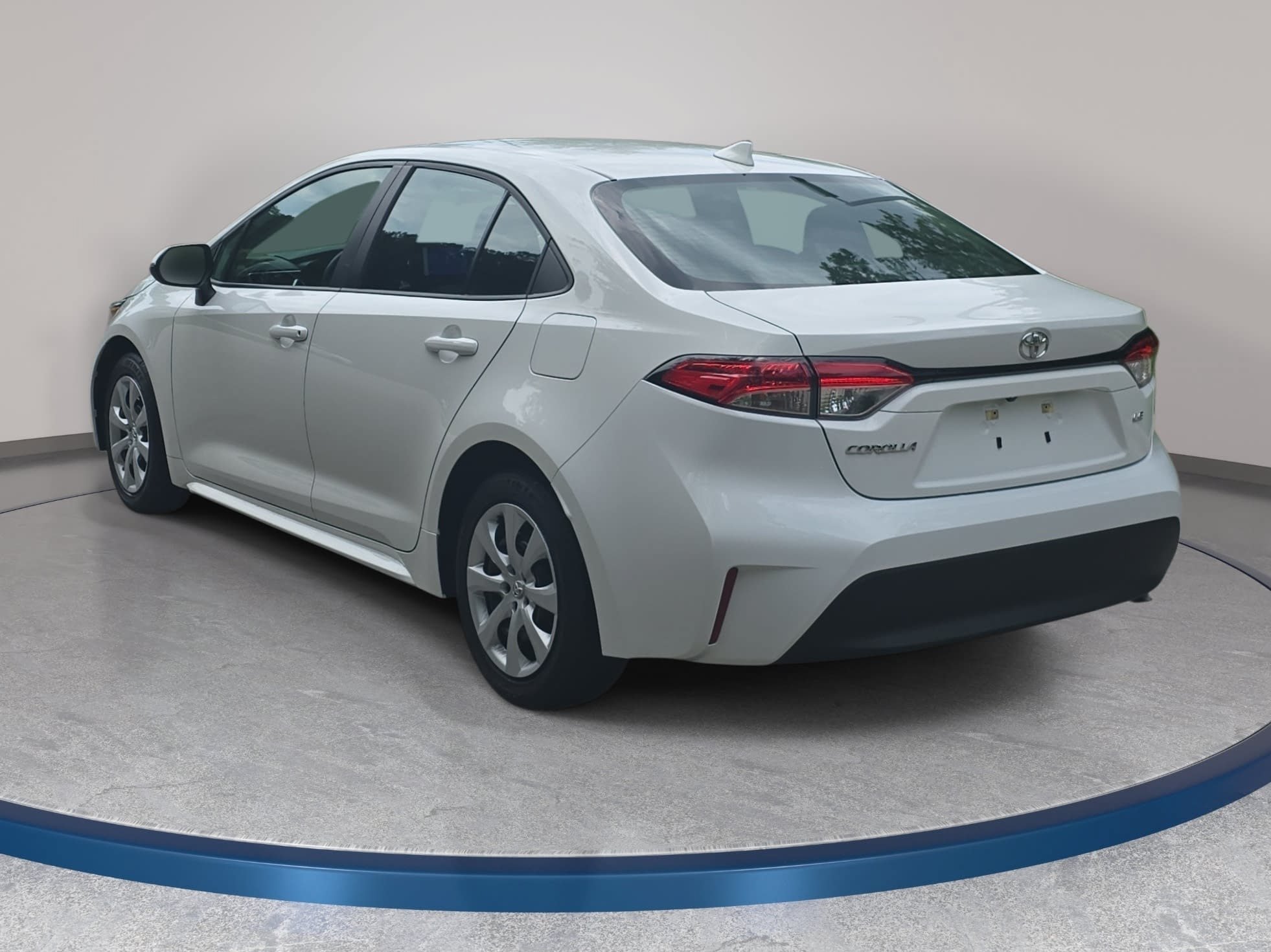 Used 2024 Toyota Corolla LE FWD image 7