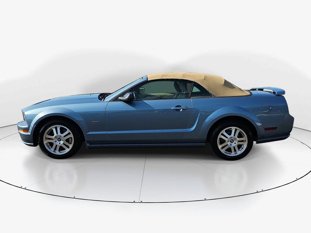 Used 2006 Ford Mustang GT RWD image 9