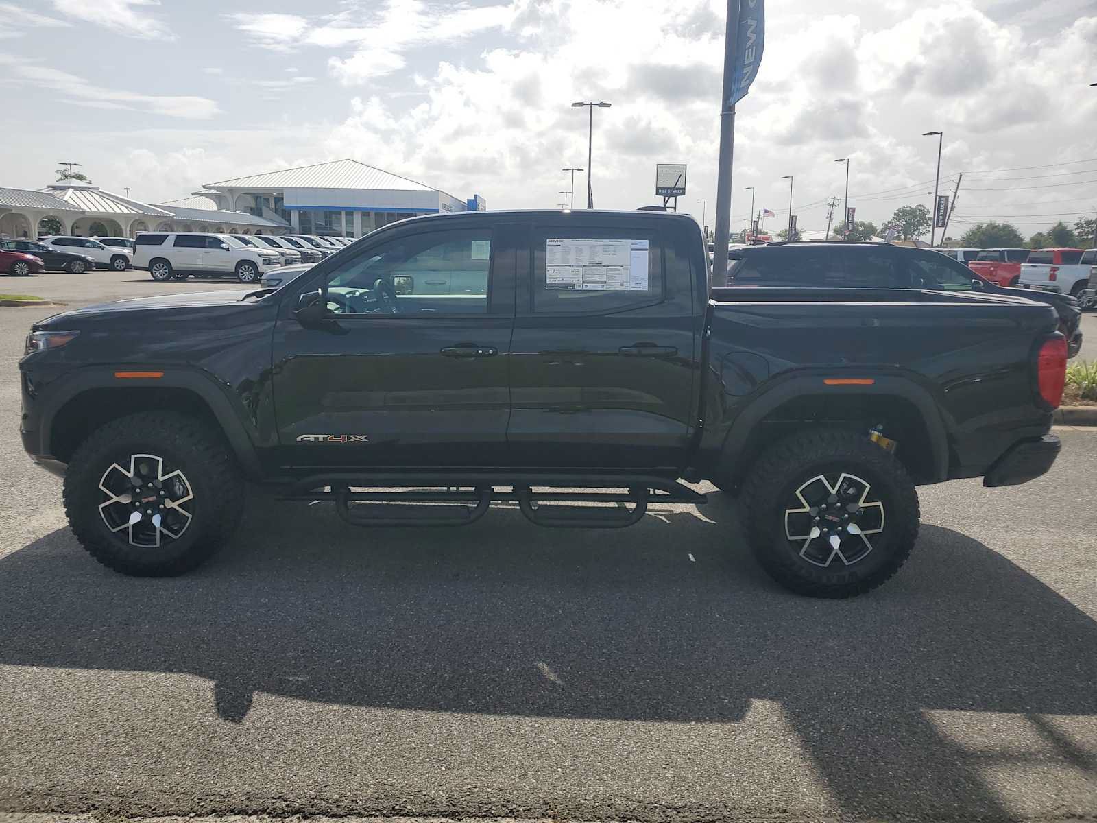 New 2026 GMC Canyon AT4X AWD/4WD image 2