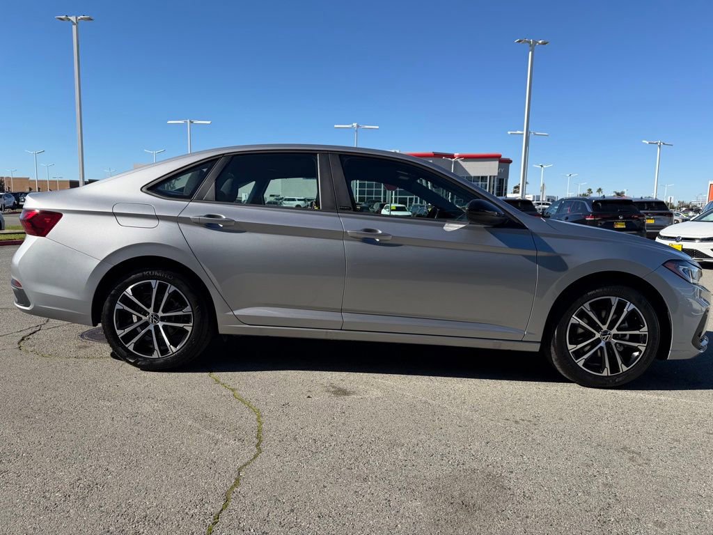 New 2026 Volkswagen Jetta Sport FWD image 7